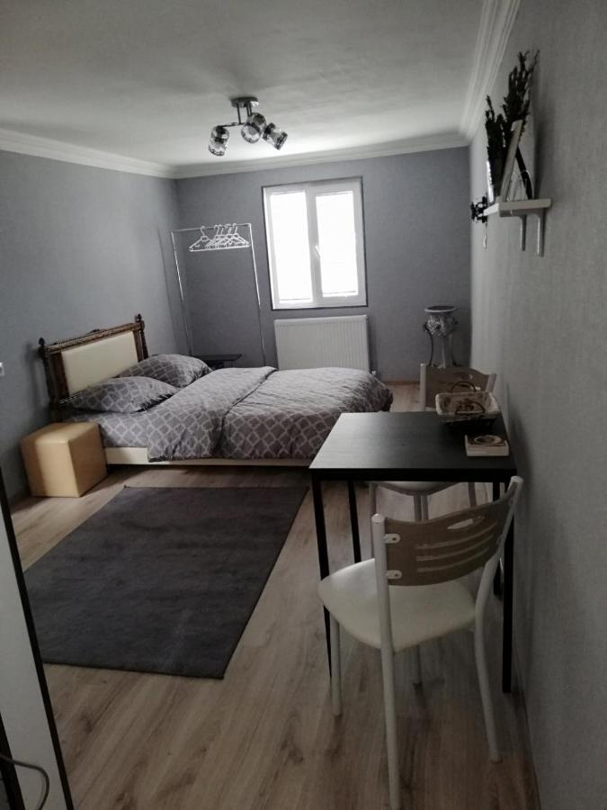 Lamara Apartment Τυφλίδα Εξωτερικό φωτογραφία